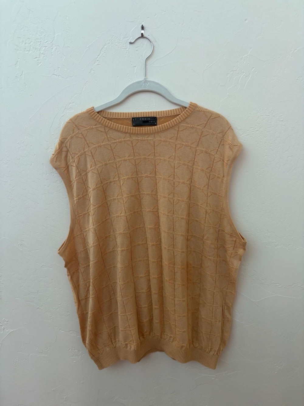 St. John Collection Peach Ribbed Knit Sleeveless Top